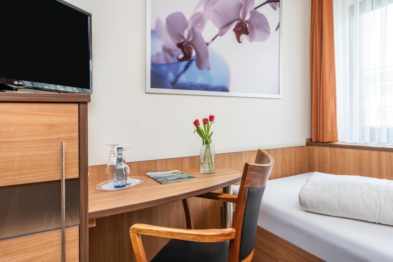 Hotel Hagnauer Hof Екстериор снимка