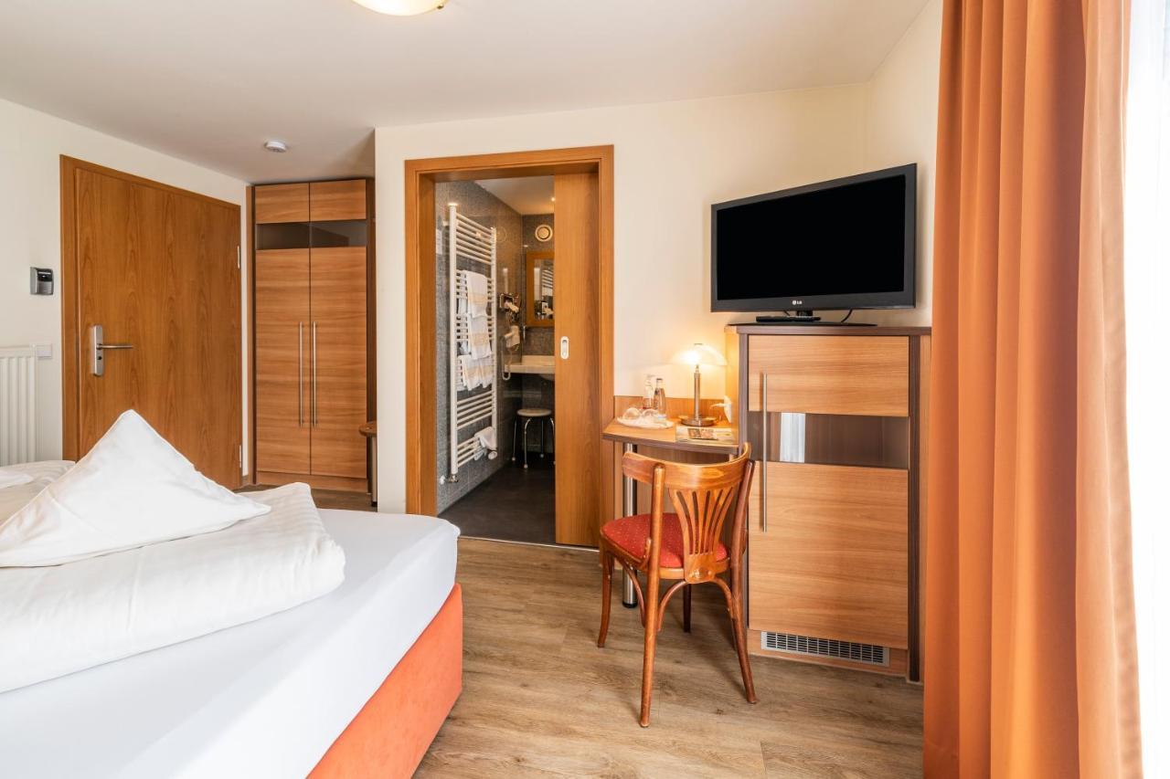 Hotel Hagnauer Hof Екстериор снимка